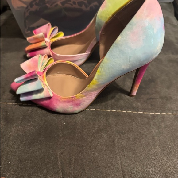 Betsey Johnson Pink and Yellow Heels with Bow - Picture 2 of 2